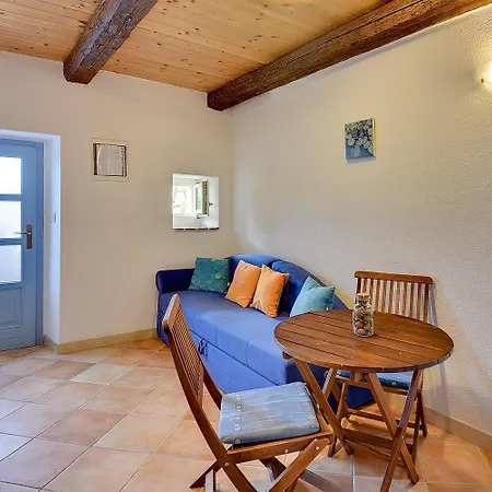 Sherpa Sveti Lovreč Pazenatički