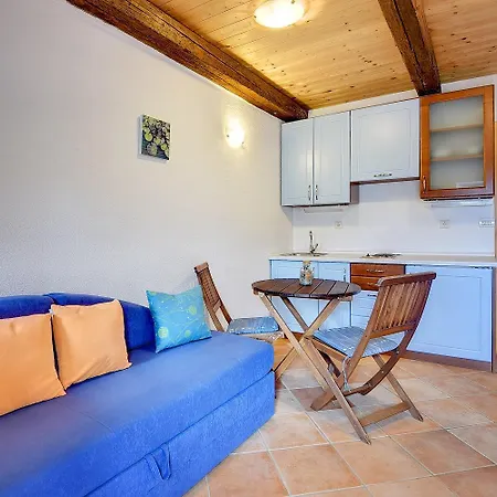 Sherpa Holiday home Sveti Lovrec Pazenaticki
