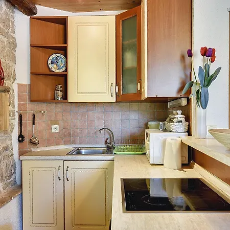 Sherpa * Sveti Lovreč Pazenatički